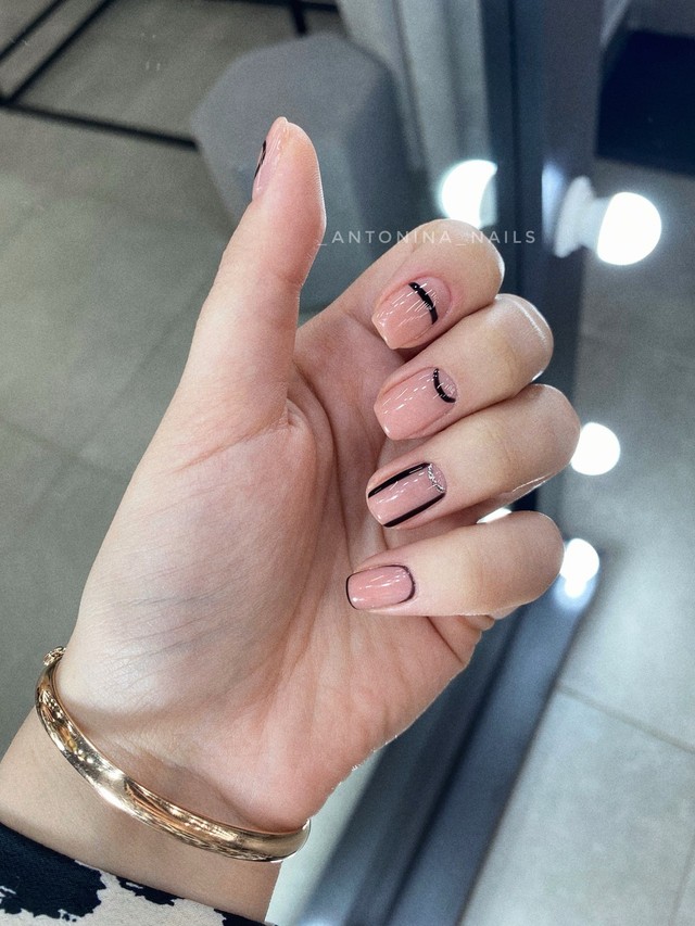 Manicure & pedicure — Antonina Cheketa, Limassol