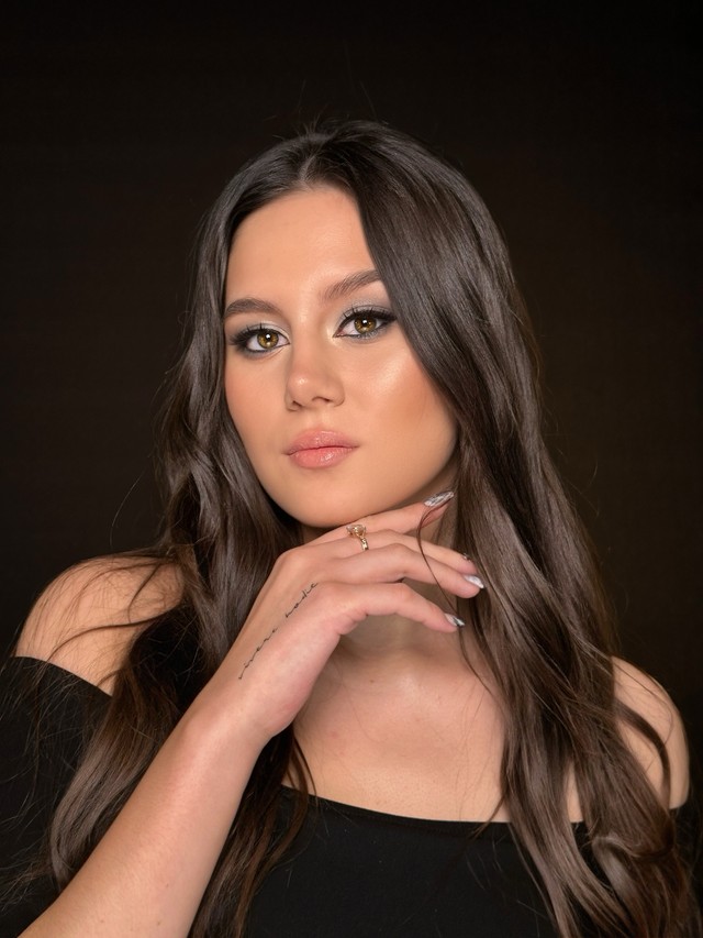 Makeup, hair & styling — Valeriya Cherry, Larnaca