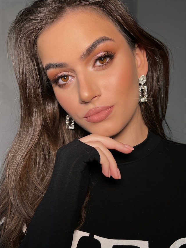 Makeup, hair & styling — Valeriya Cherry, Larnaca