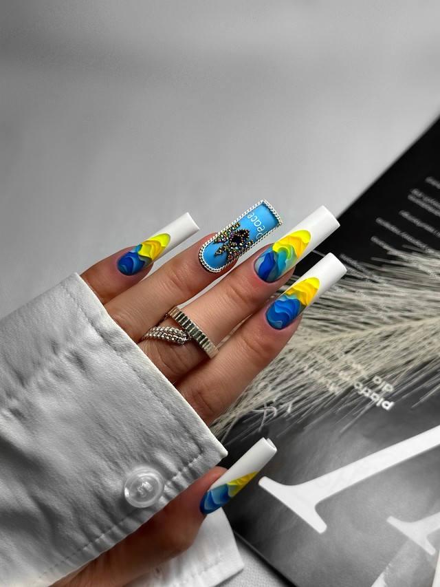 Manicure & pedicure — Innessa Pol, Limassol