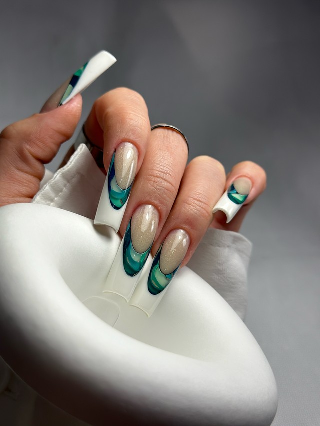 Manicure & pedicure — Innessa Pol, Limassol