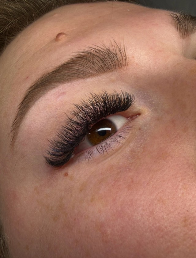 Класика — Anhelina Lash.be, Bruxelles