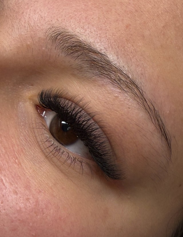 Класика — Anhelina Lash.be, Bruxelles